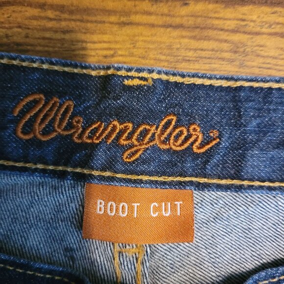 Wrangler Jeans 36x30 Bootcut Dark Wash WRT20MD Western Rodeo Work Wear - Picture 4 of 10